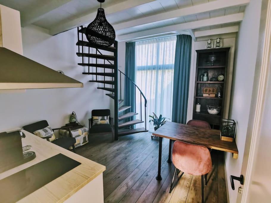 Volledig Gerenoveerde Luxe Gastsuite Met Ontbijt Vlissingen Bagian luar foto